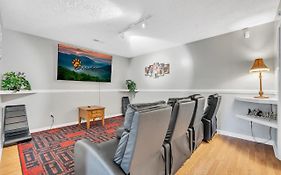 Red Oak Ridge, Hot Tub, Pool Table, Wifi, 1089 Free Tickets Each Paid Day, Dollywood And More